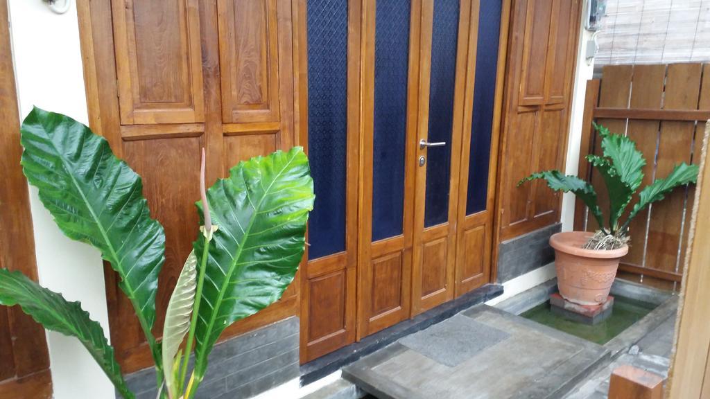 Ndalem Mj Homestay Yogyakarta Kültér fotó